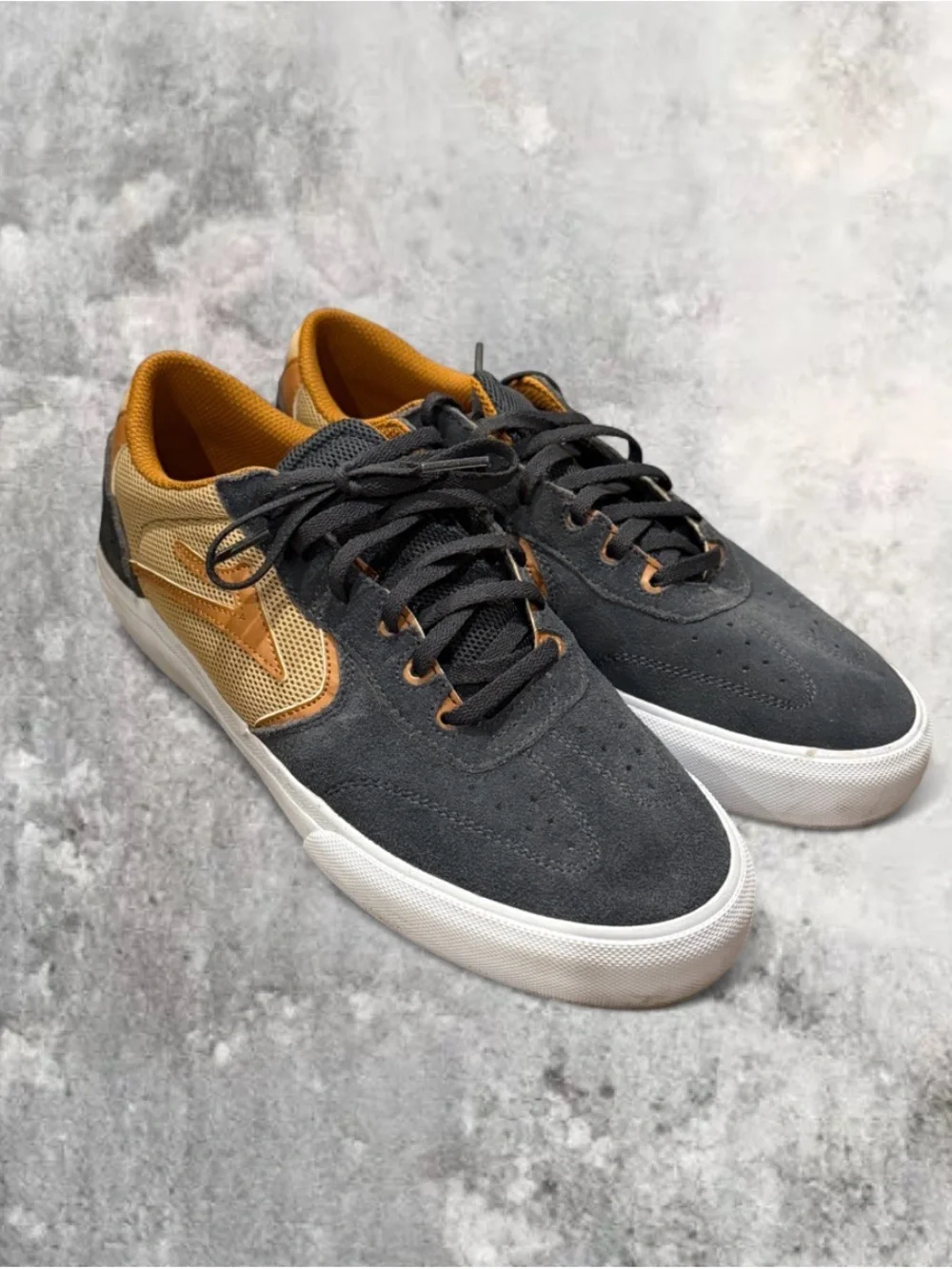 Lakai navy and Tan Low-Top Sneakers